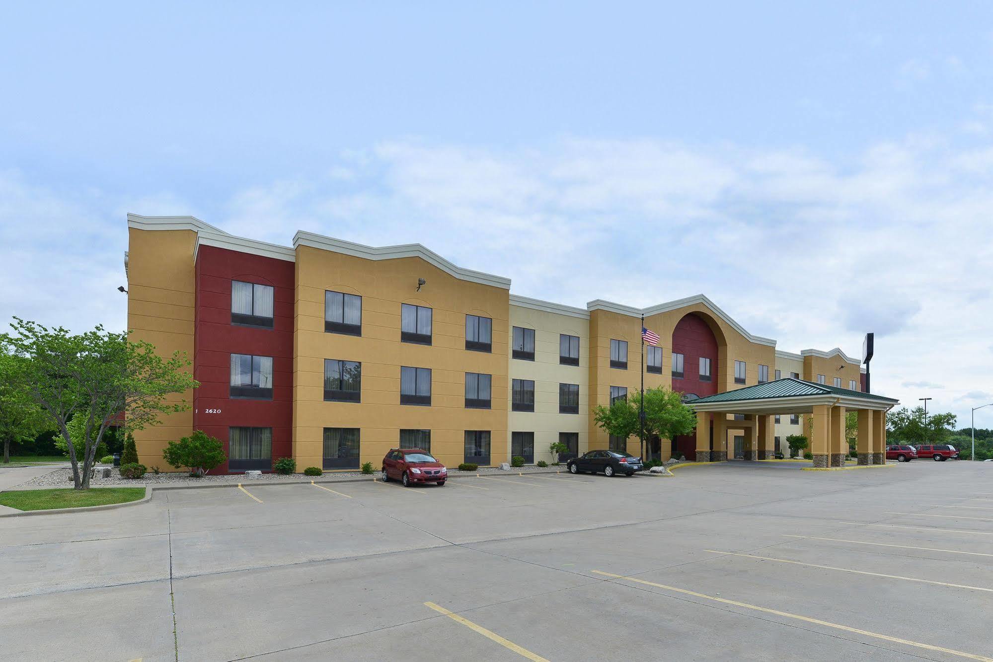 Comfort Suites Near Route 66 Σπρίνγκφιλντ Εξωτερικό φωτογραφία