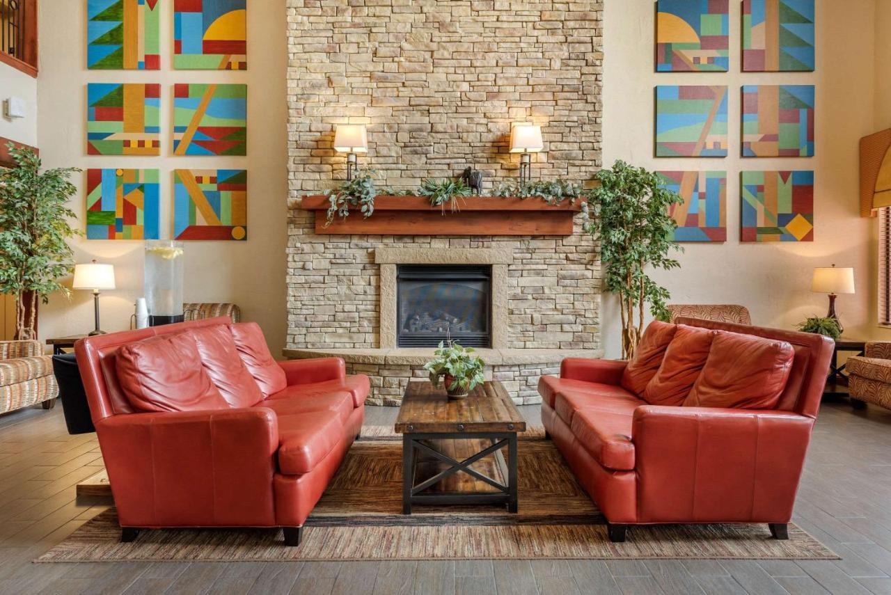 Comfort Suites Near Route 66 Σπρίνγκφιλντ Εξωτερικό φωτογραφία